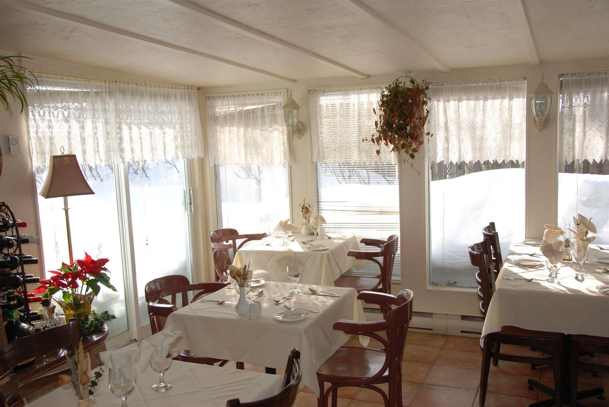 Auberge la Rosepierre Grandes-Bergeronnes Exterior foto